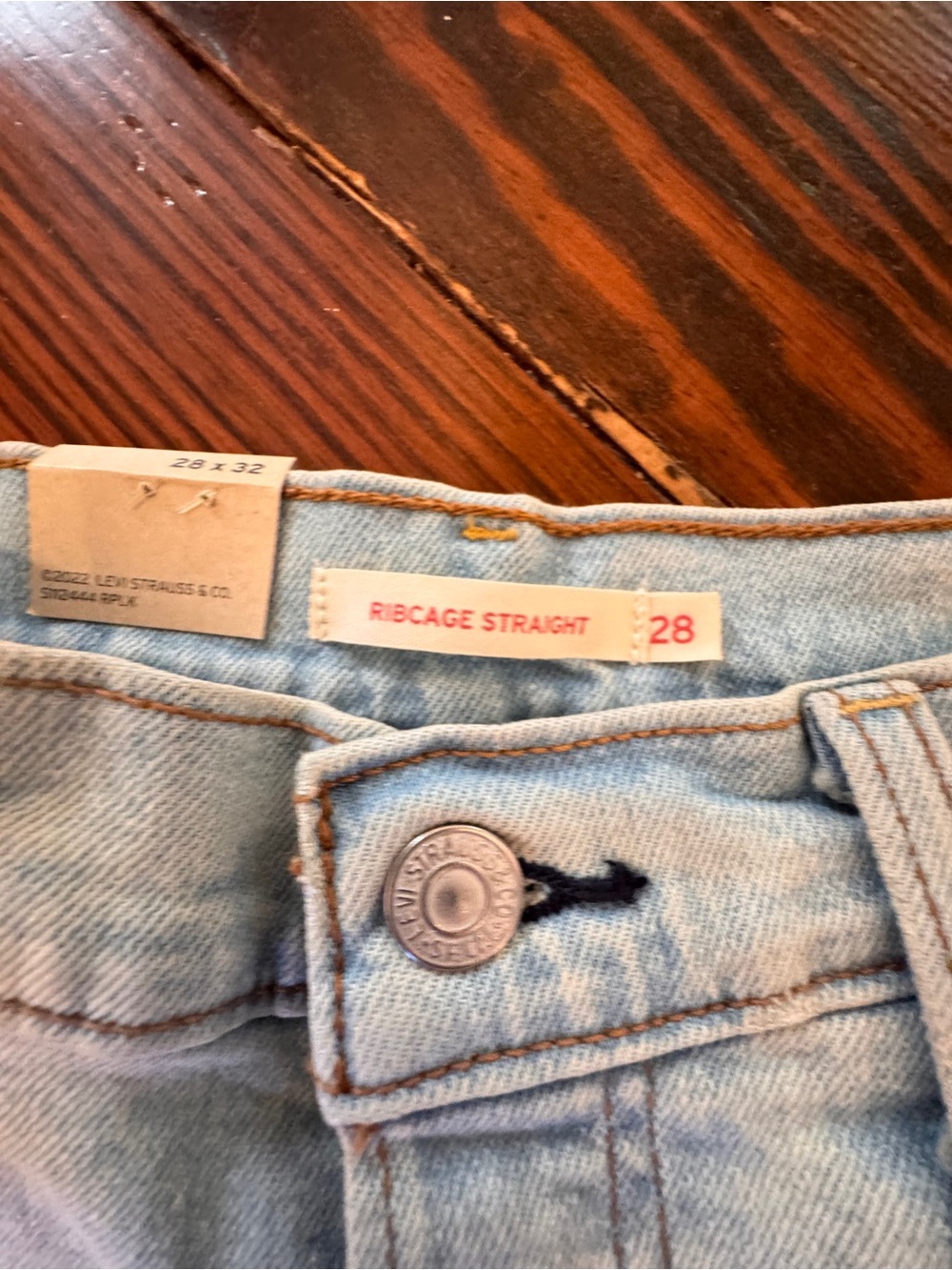 Levi’s Woman’s Ribcage High Rise Straight Leg Jeans 28X32 $75.00 NWT - Picture 8 of 11
